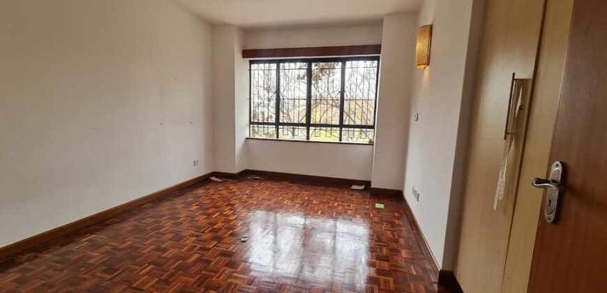APARTMENT TO LET IN LAVINGTON