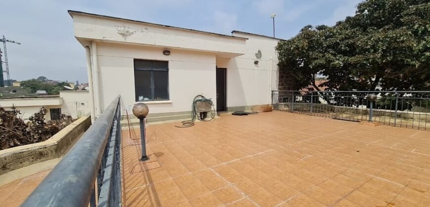 APARTMENT TO LET IN LAVINGTON