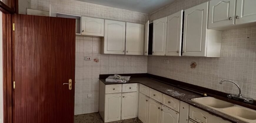 APARTMENT TO LET IN LAVINGTON