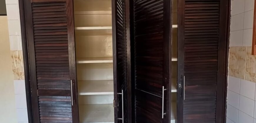 TOWNHOUSE TO LET IN LAVINGTON