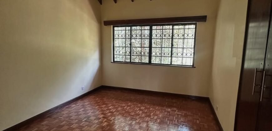 TOWNHOUSE TO LET IN LAVINGTON
