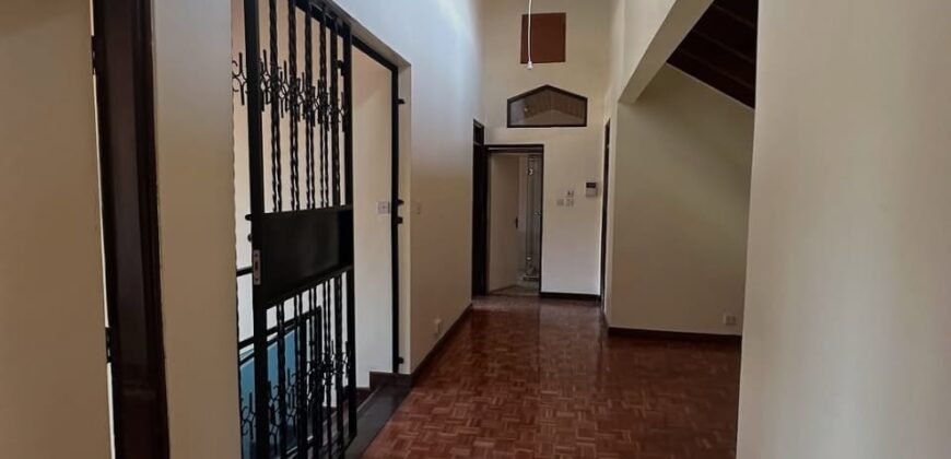 TOWNHOUSE TO LET IN LAVINGTON