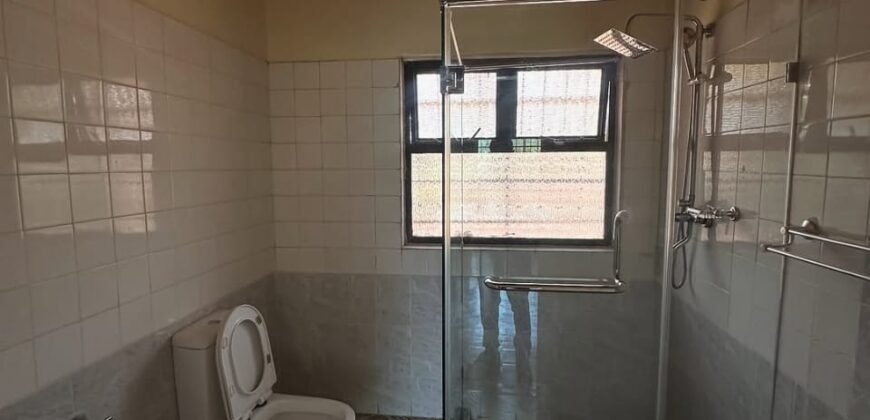 TOWNHOUSE TO LET IN LAVINGTON