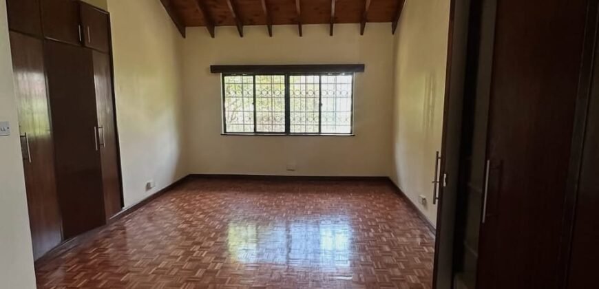 TOWNHOUSE TO LET IN LAVINGTON