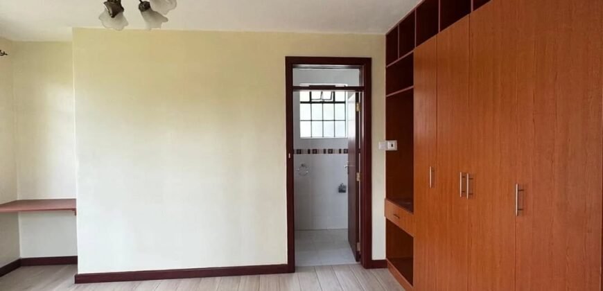 TOWNHOUSE TO LET IN LAVINGTON