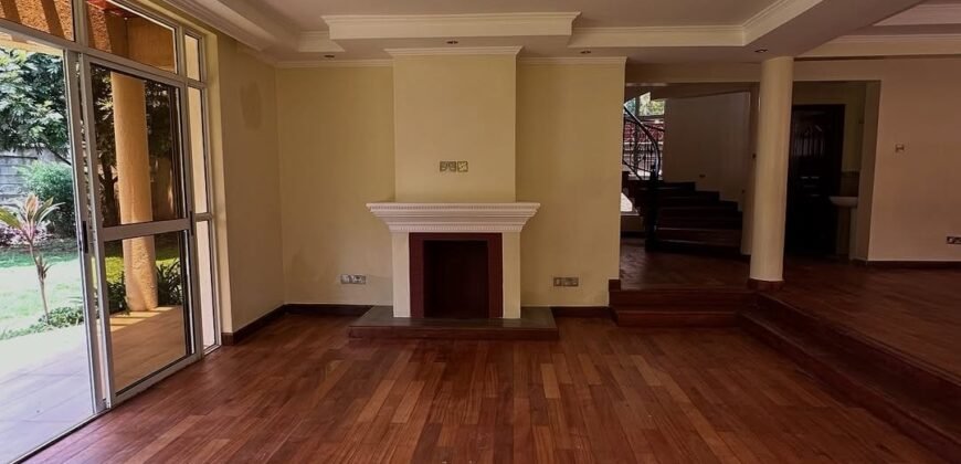 HOUSE FOR SALE IN LAVINGTON