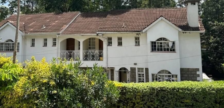HOUSE FOR SALE IN LAVINGTON
