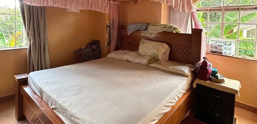 HOUSE FOR SALE IN LAVINGTON