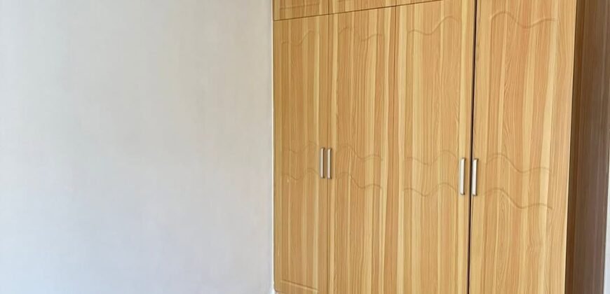APARTMENT TO LET IN LAVINGTON