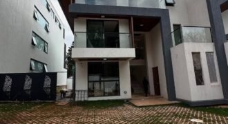 VILLA FOR SALE IN LAVINGTON