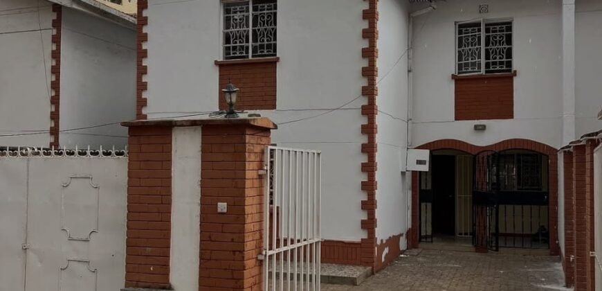 TOWNHOUSE TO LET IN LAVINGTON
