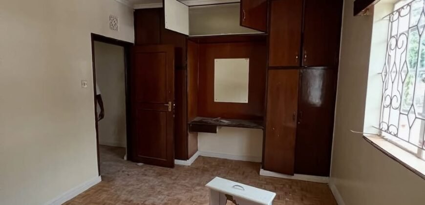 TOWNHOUSE TO LET IN LAVINGTON
