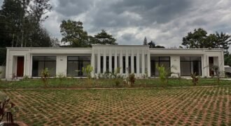 HOUSE TO LET IN KAREN