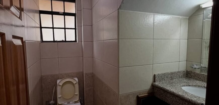TOWNHOUSE TO LET IN LAVINGTON