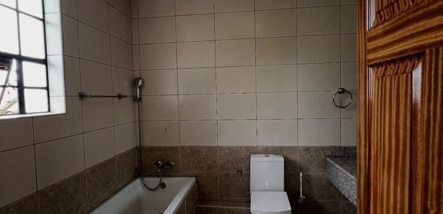 TOWNHOUSE TO LET IN LAVINGTON