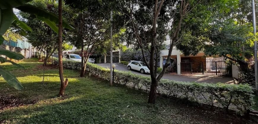 HOUSE FOR SALE IN LAVINGTON