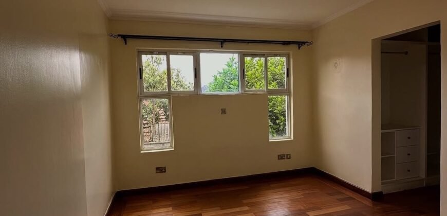 HOUSE TO LET IN LAVINGTON