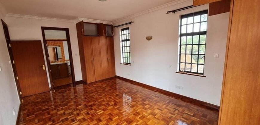 TOWNHOUSE TO LET IN LAVINGTON
