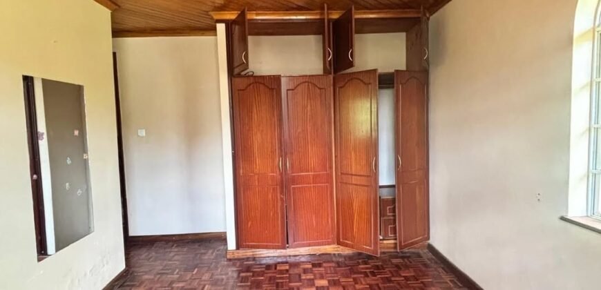 TOWNHOUSE TO LET IN LAVINGTON
