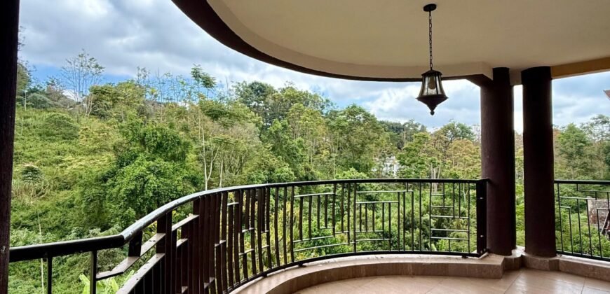 AMBASSADORIAL HOUSE FOR SALE IN NYARI