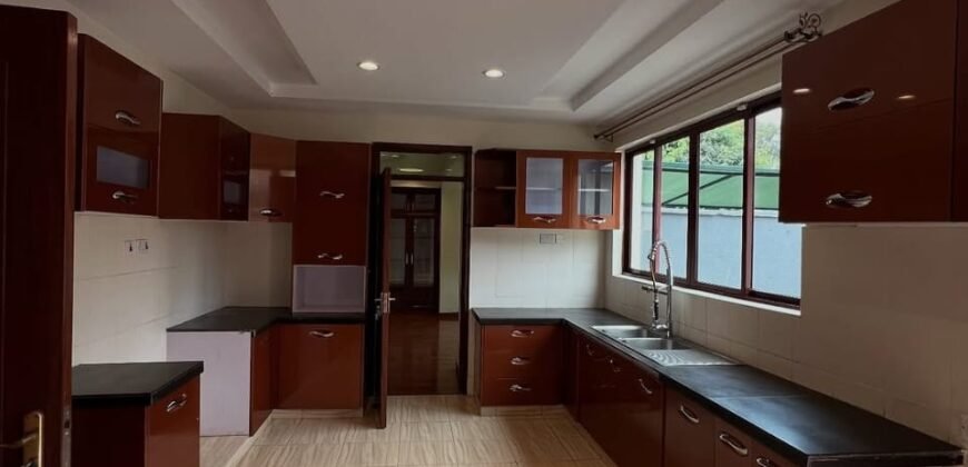 TOWNHOUSE TO LET IN KAREN