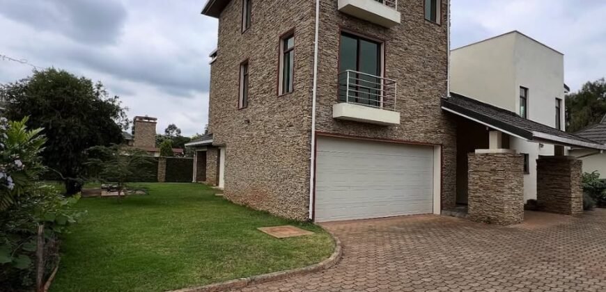 TOWNHOUSE TO LET IN KAREN