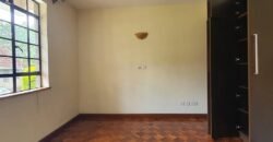 HOUSE FOR SALE IN LAVINGTON