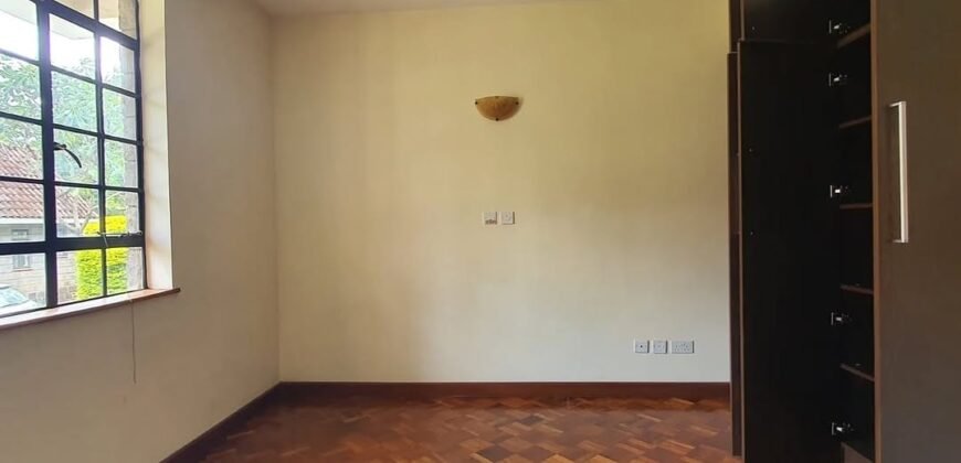 HOUSE FOR SALE IN LAVINGTON