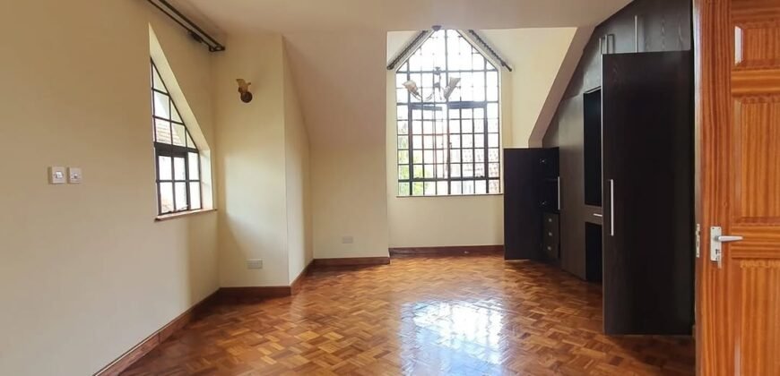 HOUSE FOR SALE IN LAVINGTON
