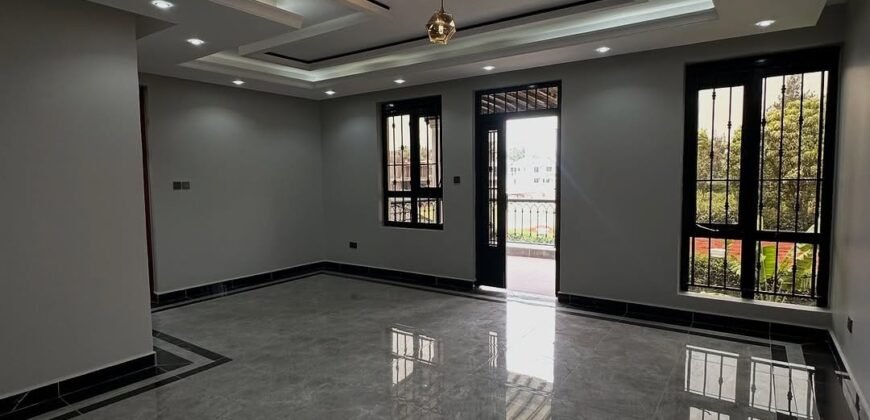 HOUSE FOR SALE IN RUNDA