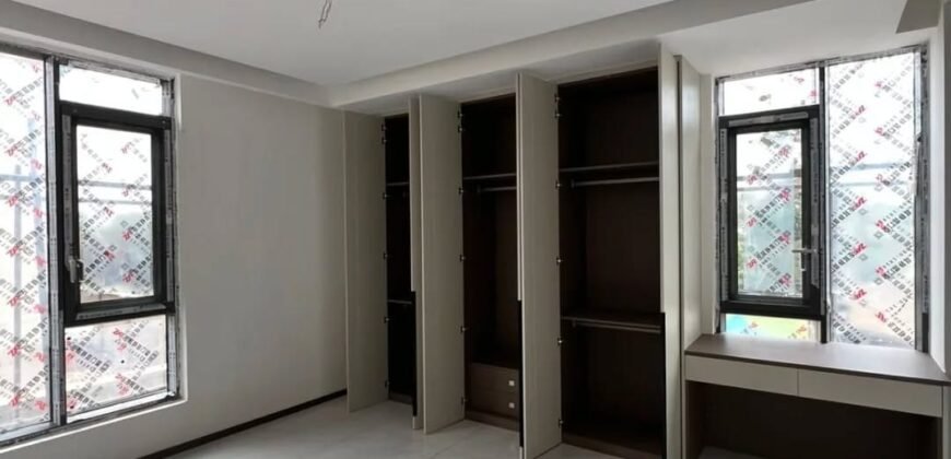 TOWNHOUSE FOR SALE IN LAVINGTON