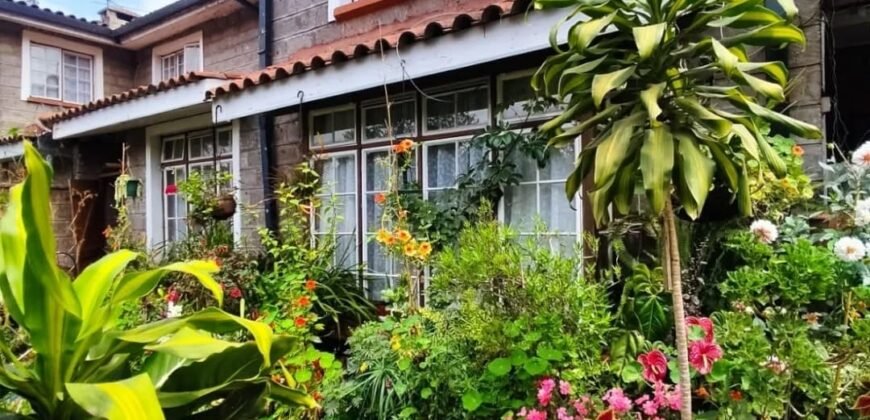 TOWNHOUSE FOR SALE IN LAVINGTON