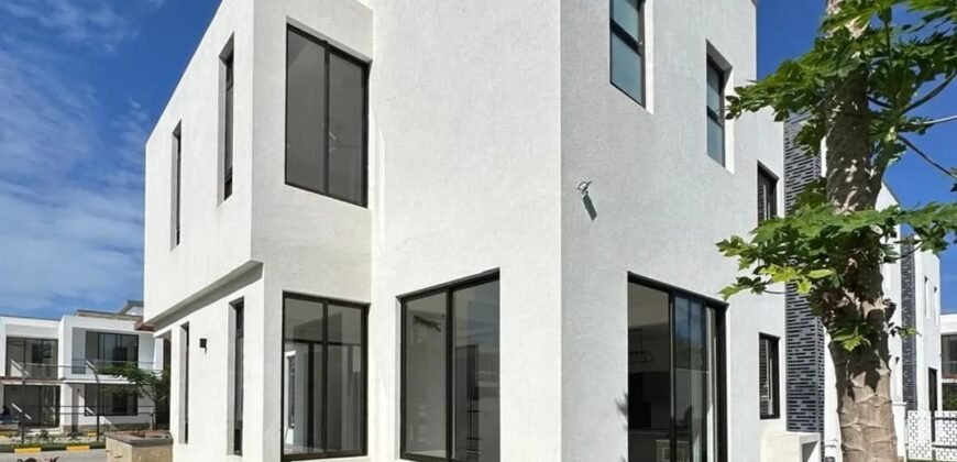 TOWNHOUSE FOR SALE IN NYALI TOWNHOUSE FOR SALE IN NYALI