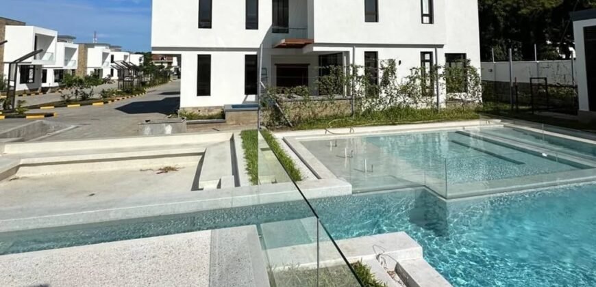 TOWNHOUSE FOR SALE IN NYALI TOWNHOUSE FOR SALE IN NYALI
