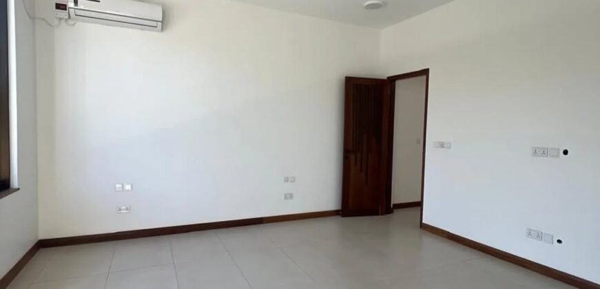 TOWNHOUSE FOR SALE IN NYALI TOWNHOUSE FOR SALE IN NYALI