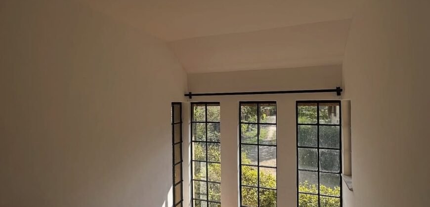 VILLA FOR SALE IN KERARAPON VILLA FOR SALE IN KERARAPON