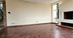 TOWNHOUSE FOR SALE IN LAVINGTON TOWNHOUSE FOR SALE IN LAVINGTON