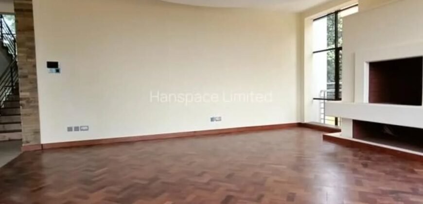 TOWNHOUSE FOR SALE IN LAVINGTON TOWNHOUSE FOR SALE IN LAVINGTON