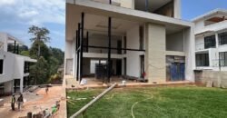 VILLA FOR SALE IN LAVINGTON VILLA FOR SALE IN LAVINGTON
