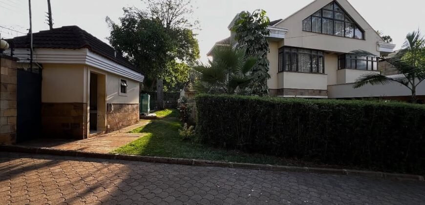 TOWNHOUSE TO LET IN LAVINGTON TOWNHOUSE TO LET IN LAVINGTON