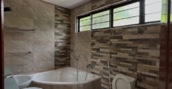 TOWNHOUSE TO LET IN LAVINGTON TOWNHOUSE TO LET IN LAVINGTON